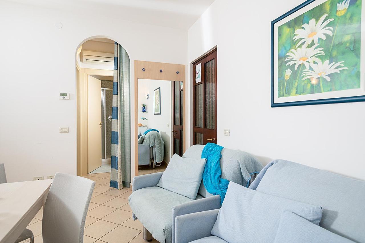 Apartments Blue View - Residence Casetto Bardolino - Regarda Travel Екстер'єр фото