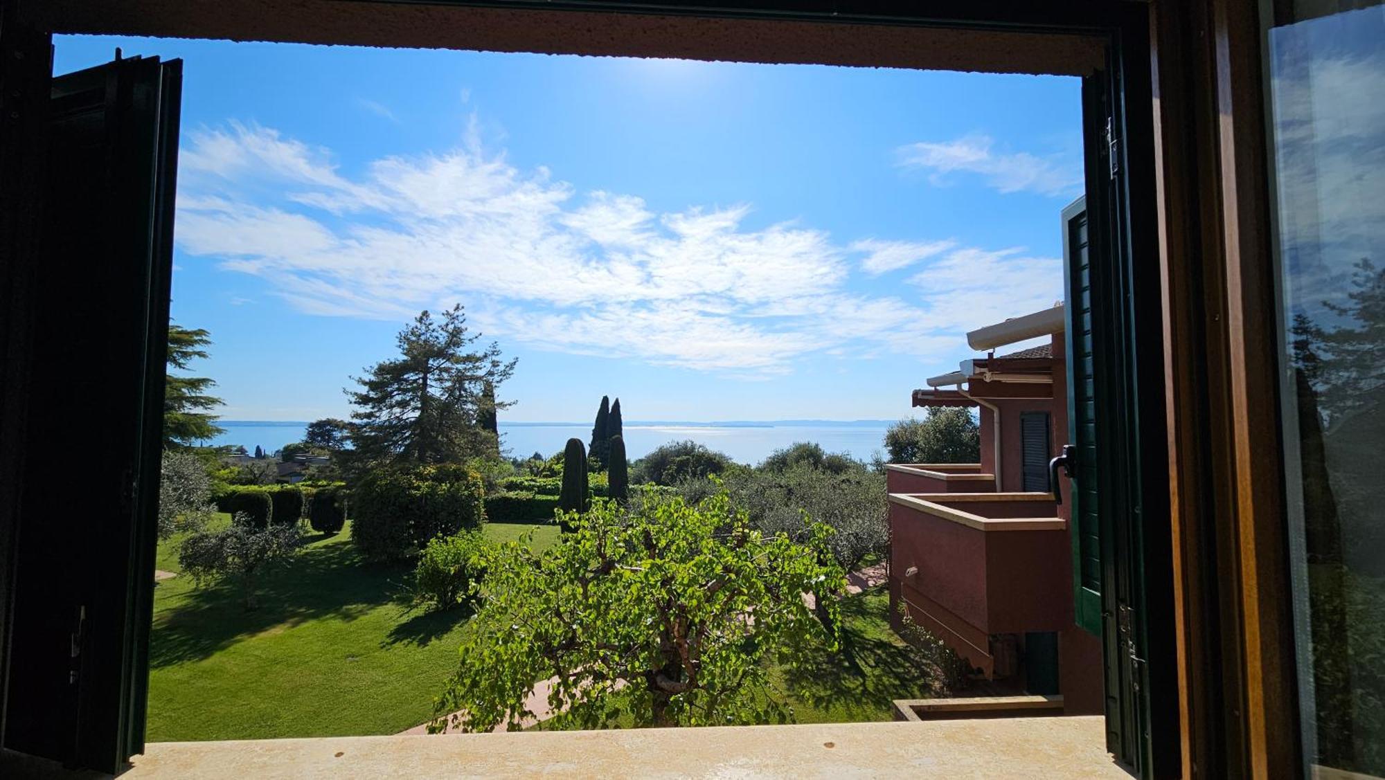 Apartments Blue View - Residence Casetto Bardolino - Regarda Travel Екстер'єр фото